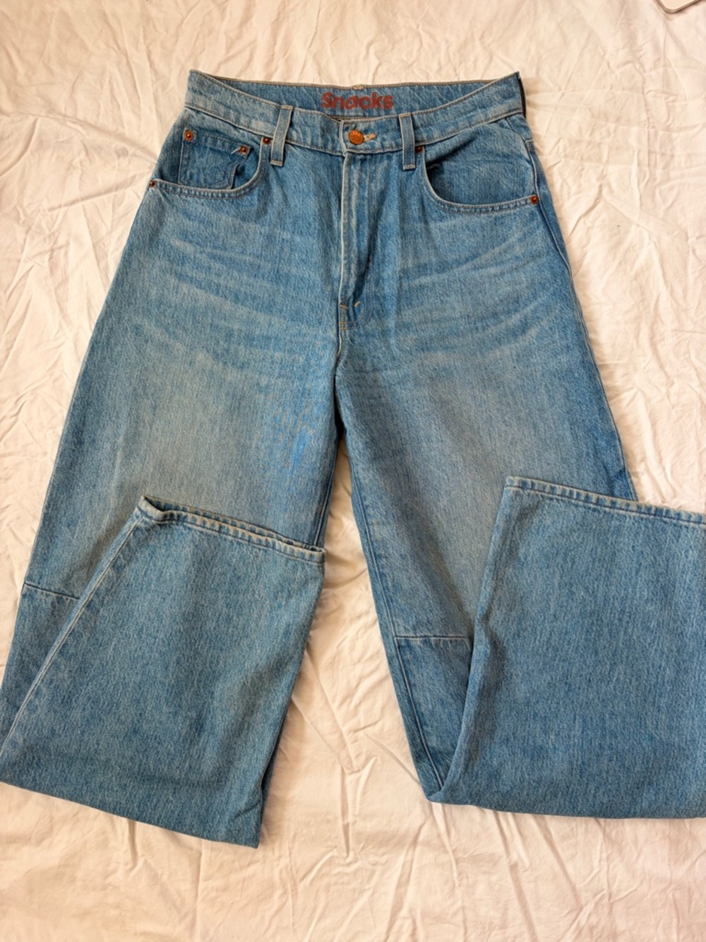 MOTHER “Snacks” Jeans